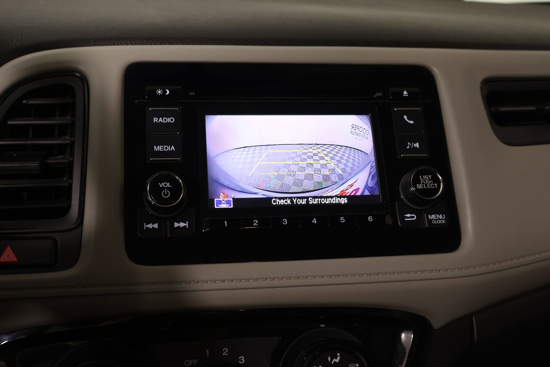 Used 2022 Honda HR-V LX image 6