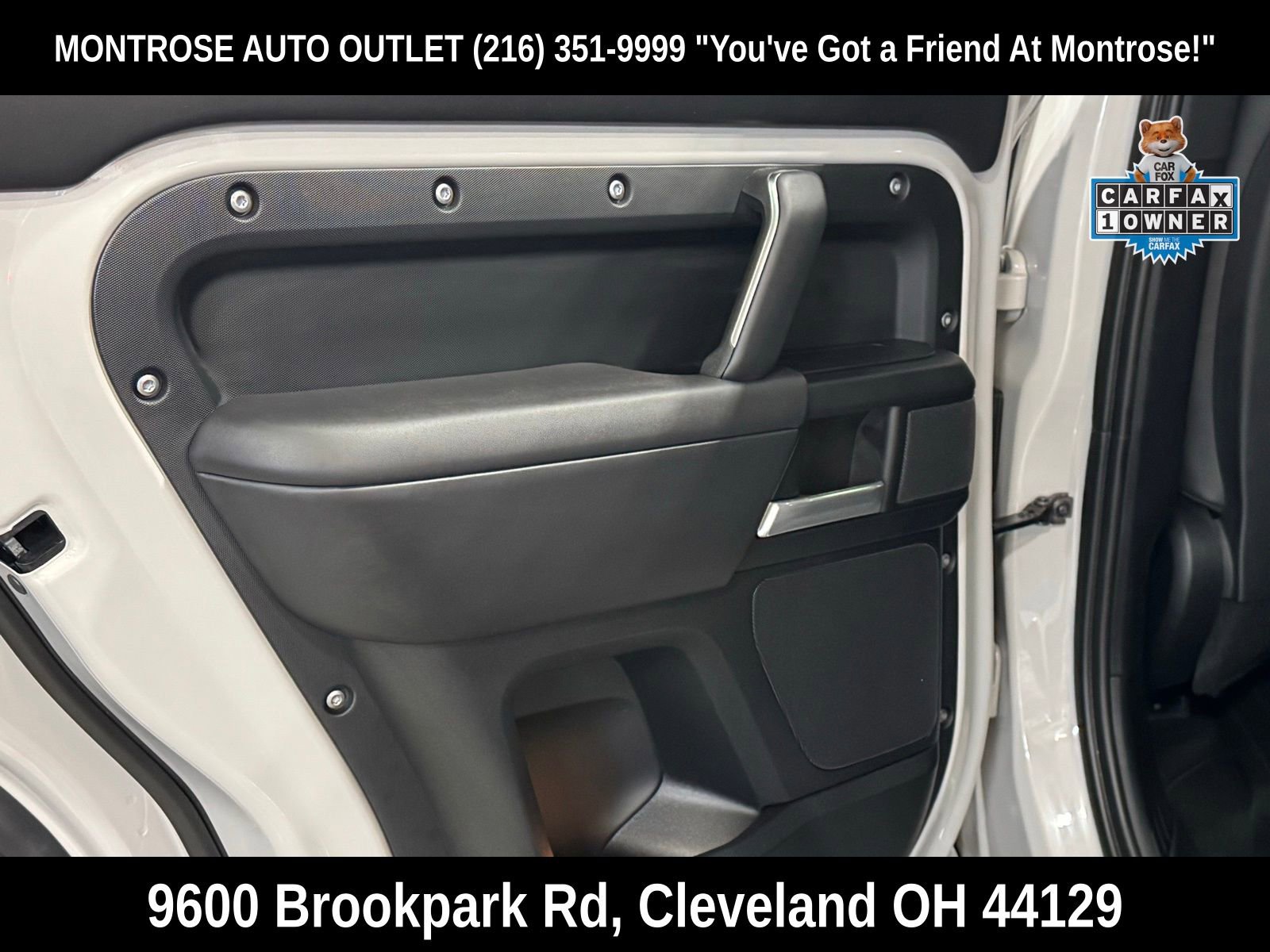 Used 2026 Land Rover Defender 130 X-Dynamic SE image 33