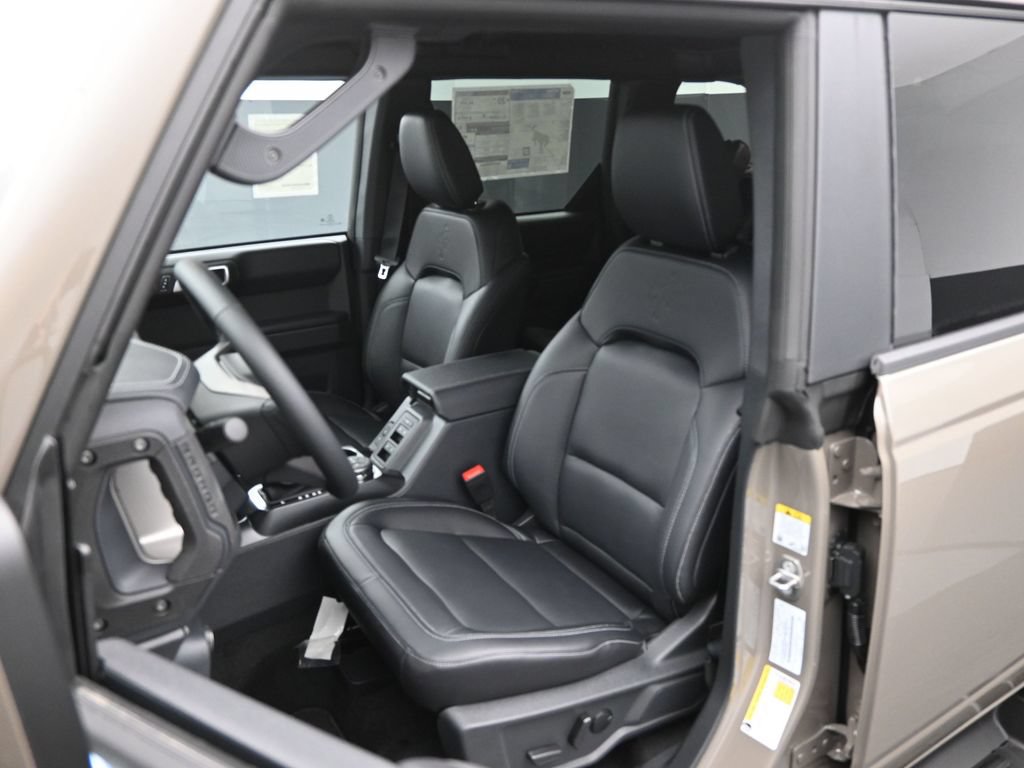 New 2026 Ford Bronco Outer Banks AWD/4WD image 8