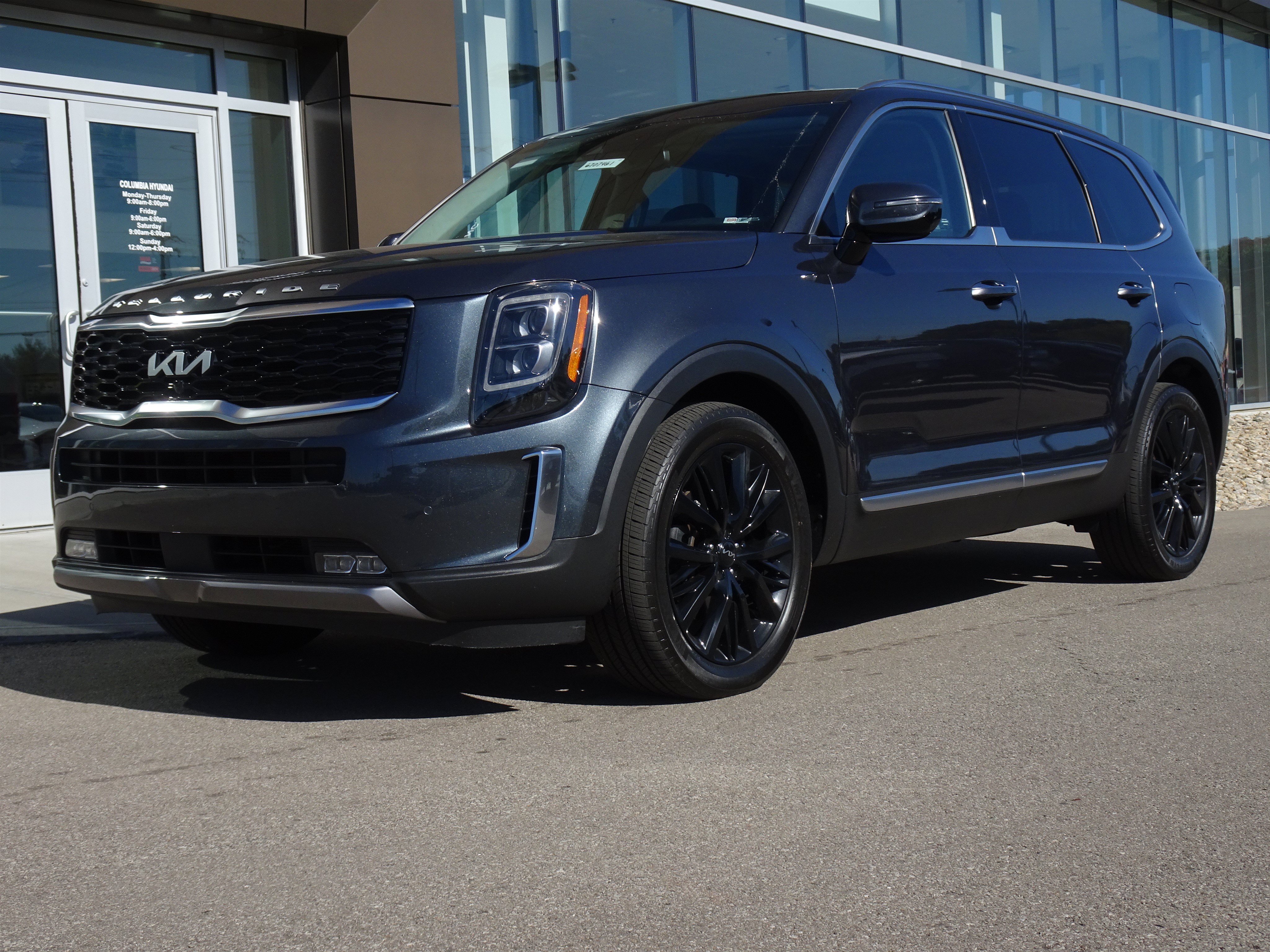 Used 2022 Kia Telluride SX w/ SX Prestige Package AWD/4WD image 1