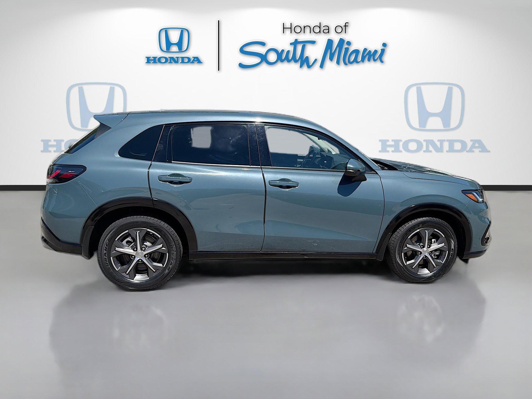 Certified 2024 Honda HR-V EX-L image 8