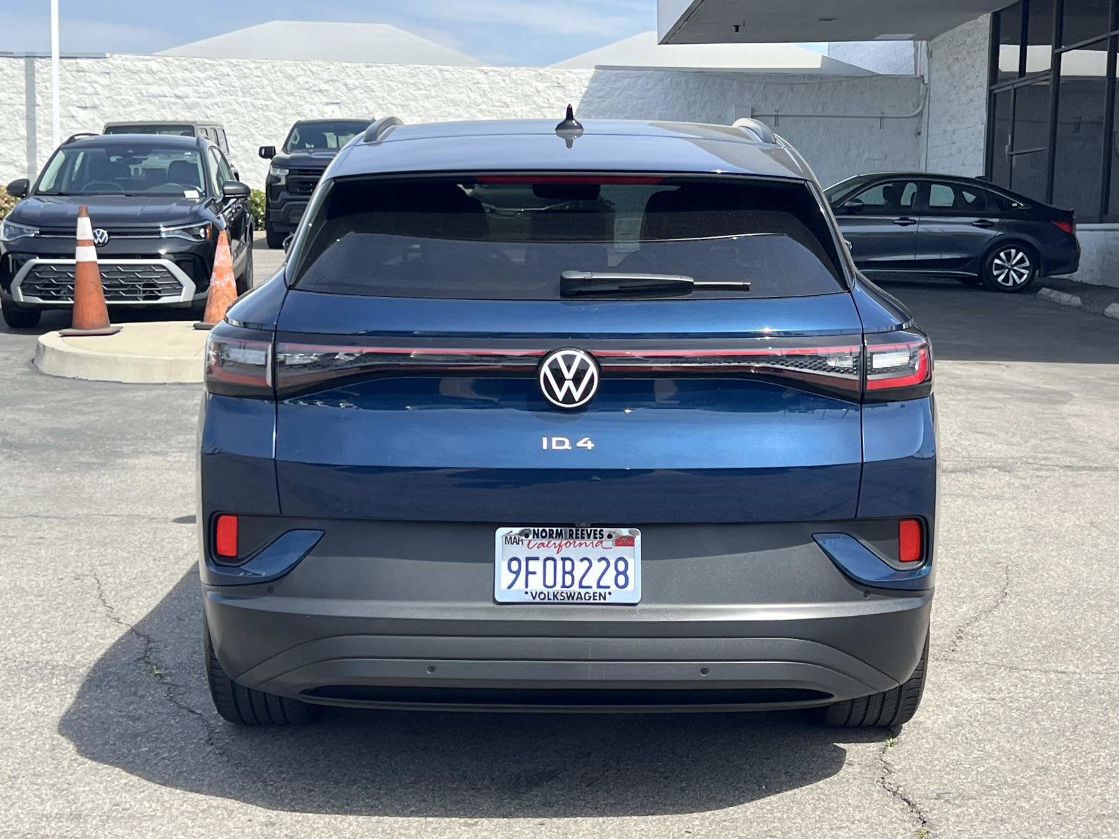 Used 2023 Volkswagen ID.4 Pro image 24