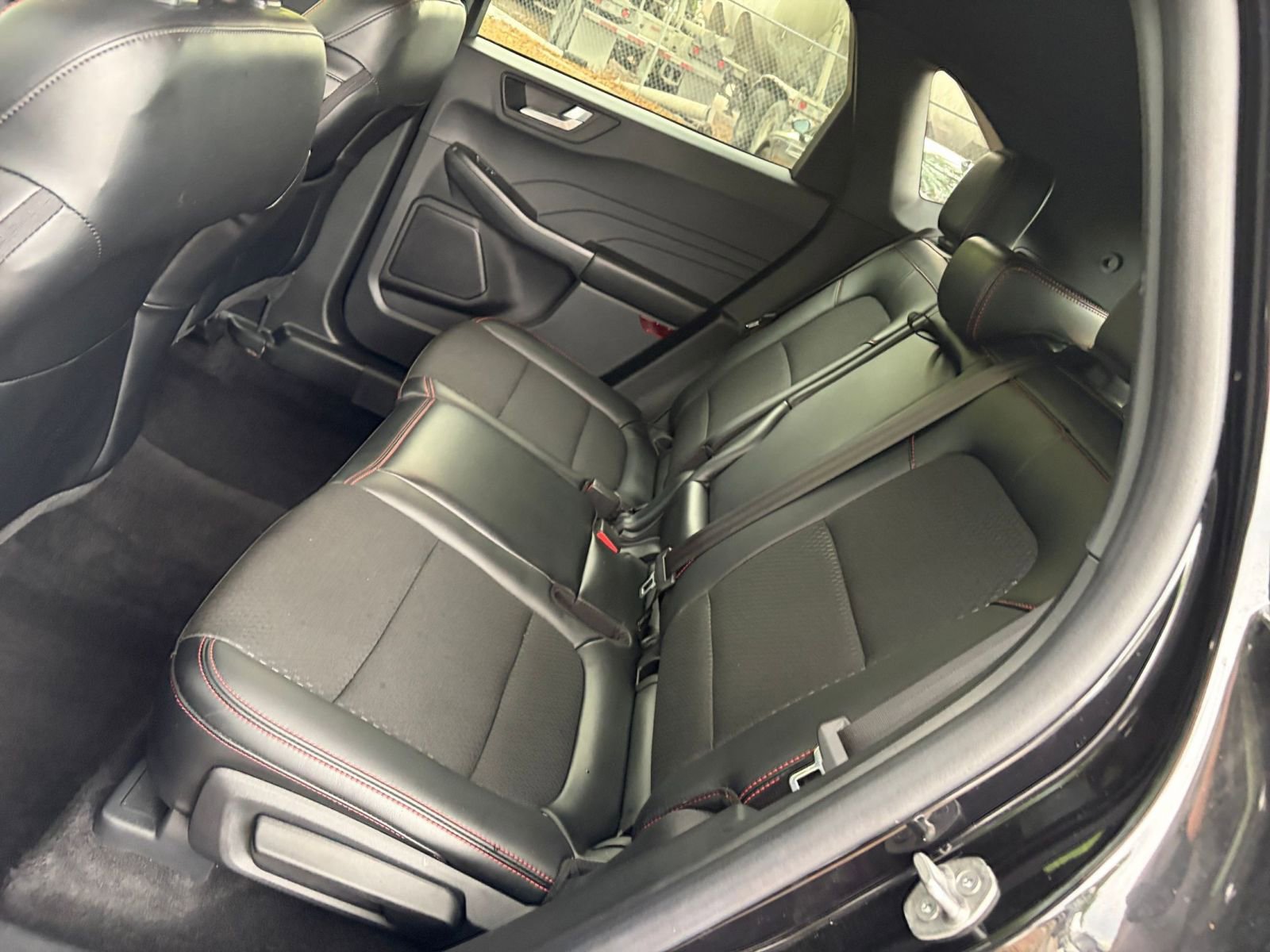 Used 2025 Ford Escape ST-Line AWD/4WD image 22