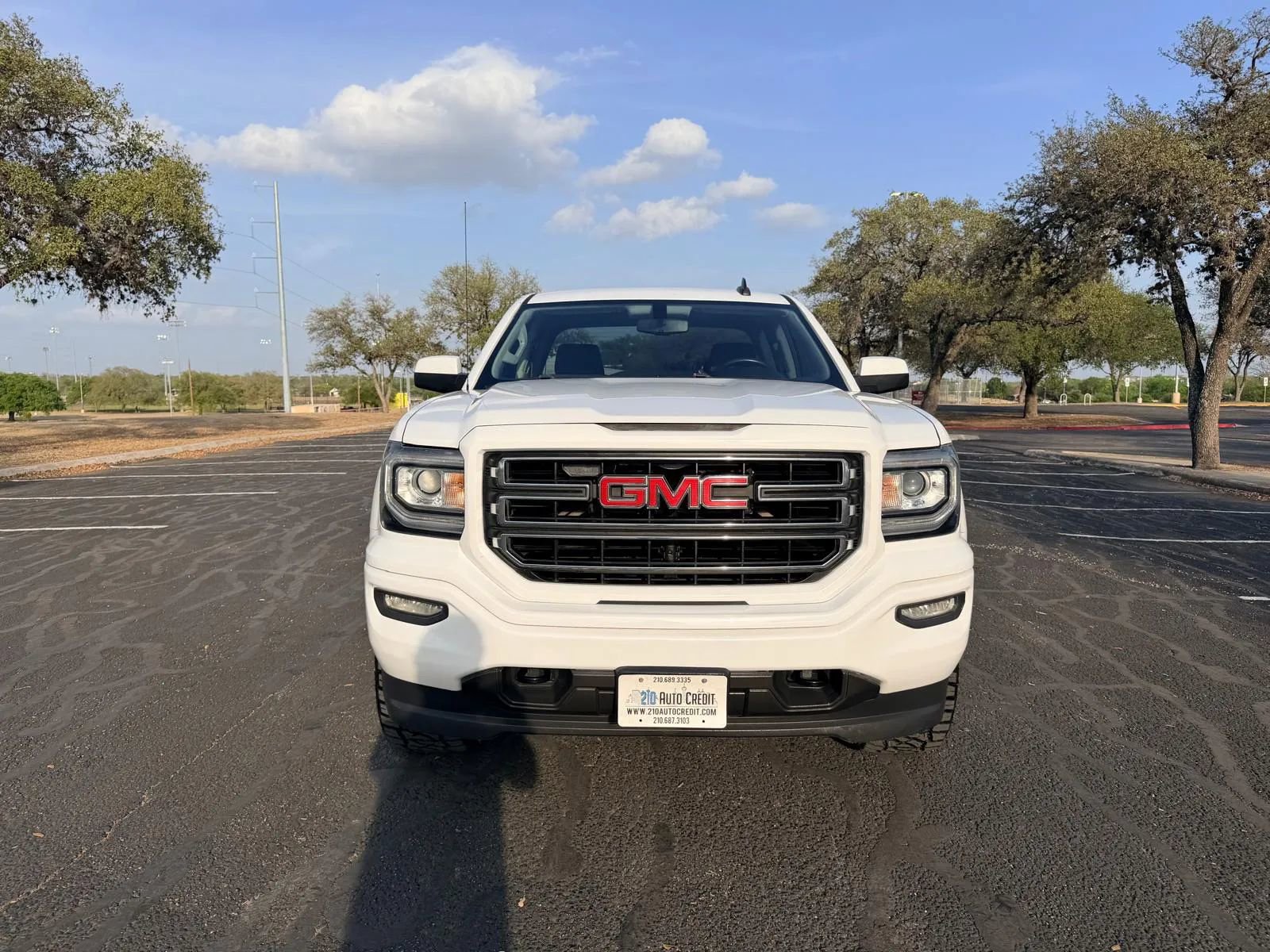 Used 2017 GMC Sierra 1500 SLE w/ SLE Value Package RWD image 2