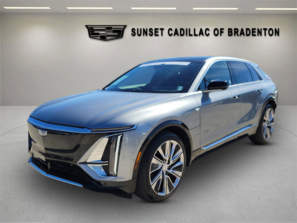 Used 2024 Cadillac Lyriq Luxury w/ LPO, Floor Liner Package image 41