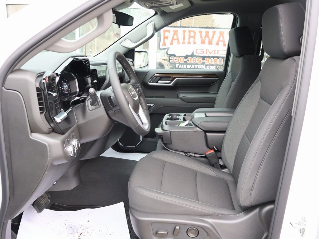 New 2026 GMC Sierra 1500 Elevation image 15