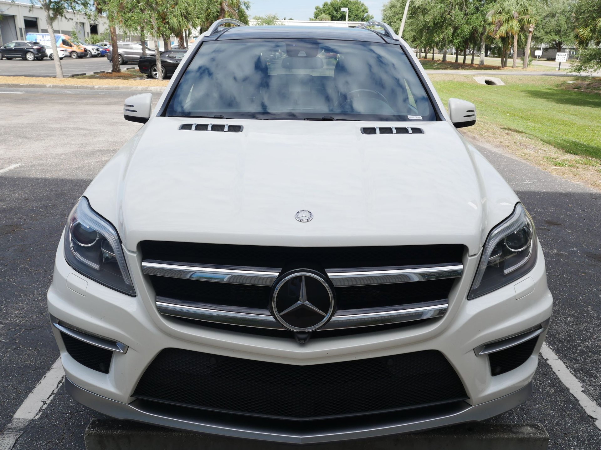 Used 2014 Mercedes-Benz GL 63 AMG 4MATIC image 98