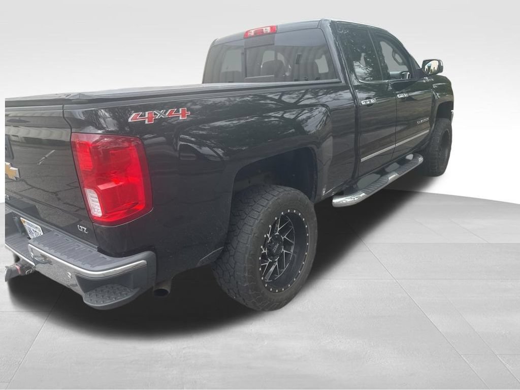 Used 2016 Chevrolet Silverado 1500 LTZ w/ Sport Package AWD/4WD image 23