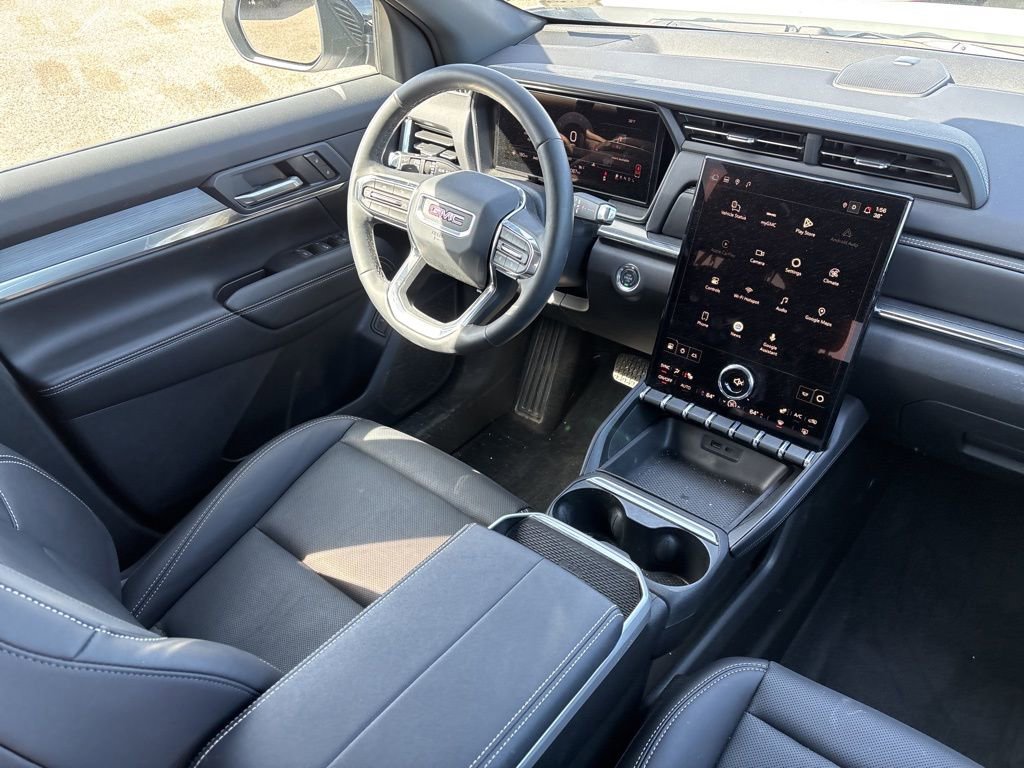 Used 2026 GMC Terrain Elevation w/ Elevation Premium Package image 14