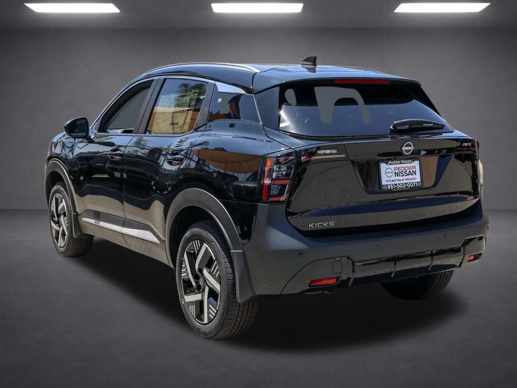 New 2026 Nissan Kicks SV w/ SV Premium Package FWD image 6