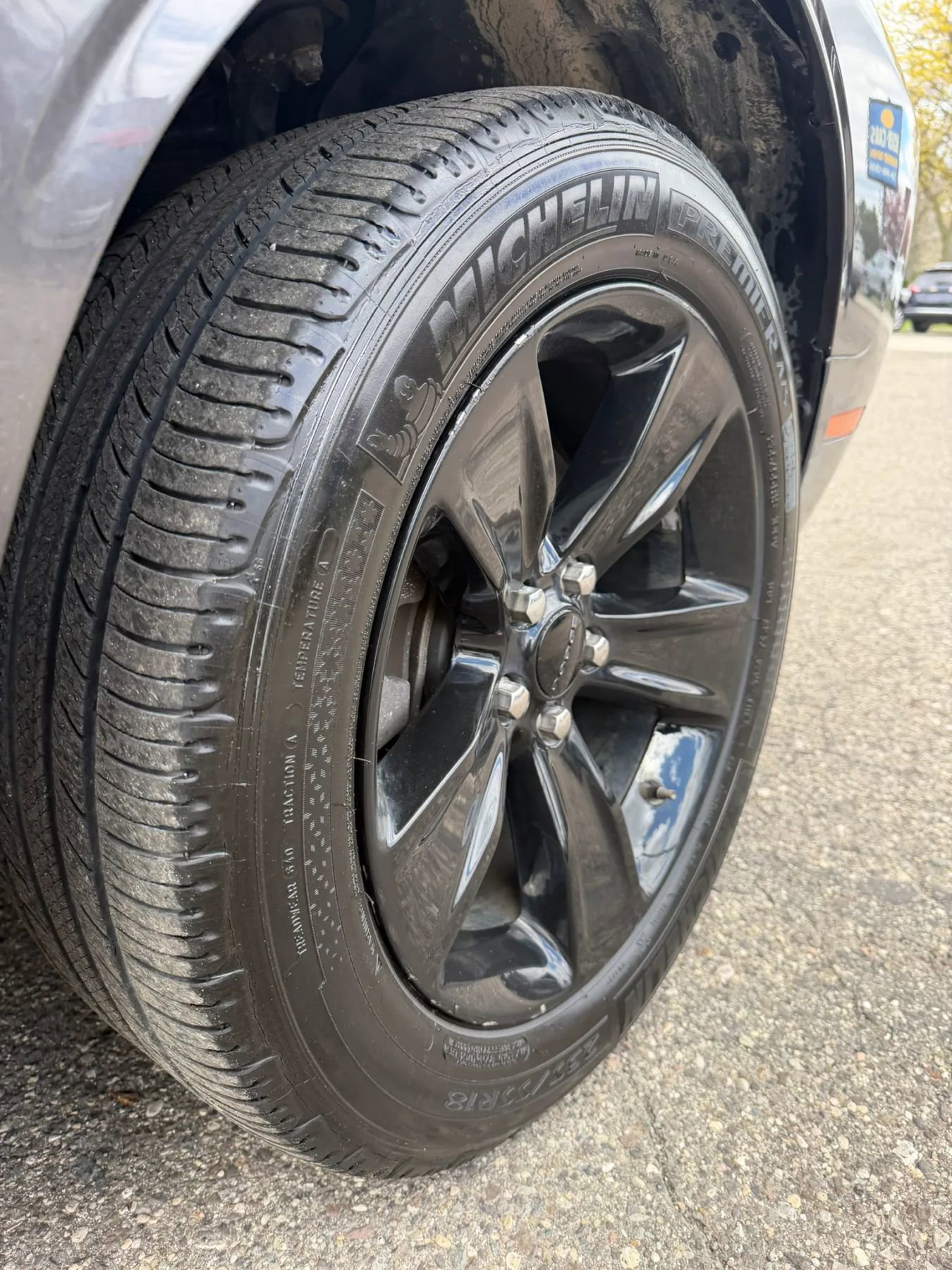 Used 2019 Dodge Challenger SXT RWD image 9