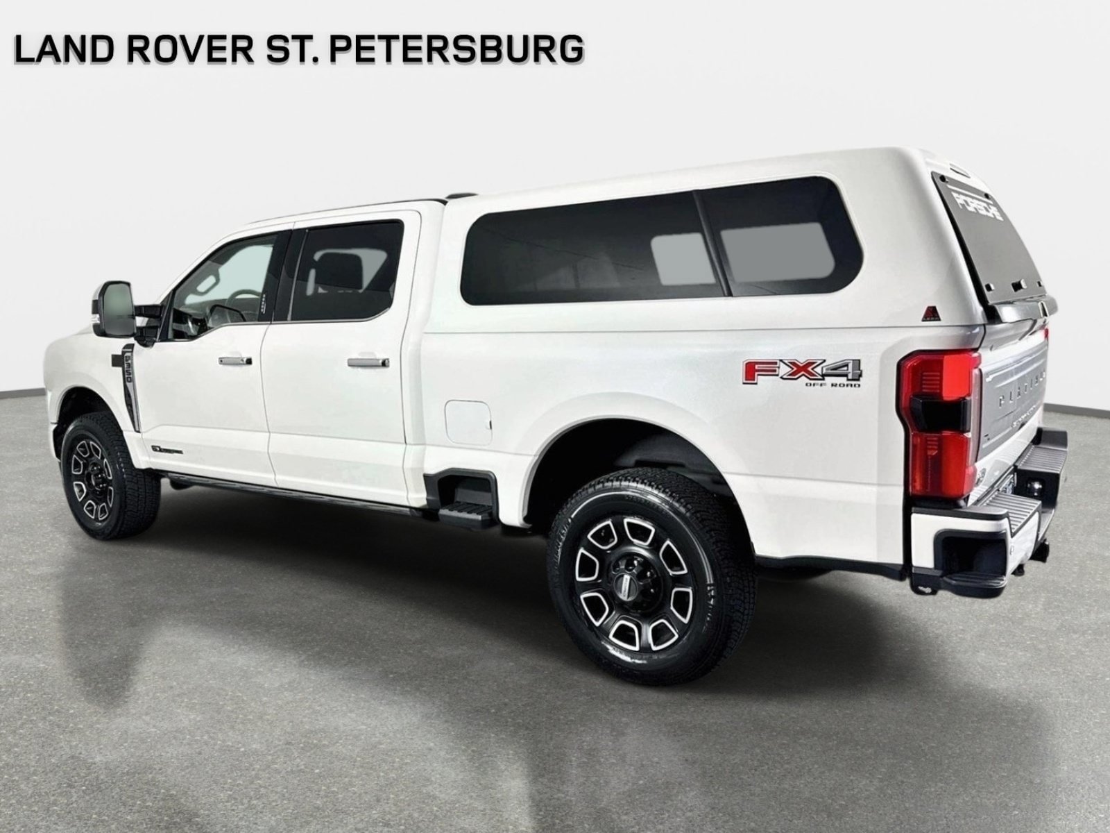 Used 2024 Ford F350 Platinum w/ FX4 Off-Road Package AWD/4WD image 8
