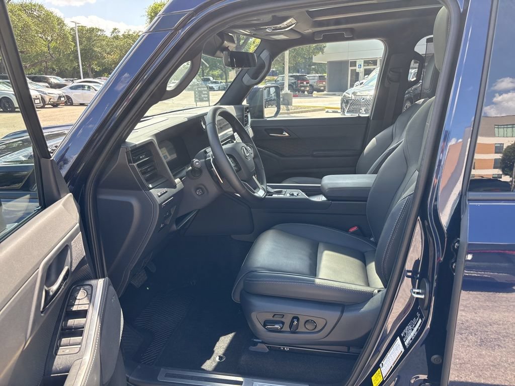 Certified 2025 Lexus GX 550 w/ Accessory Package (2T) AWD/4WD image 19