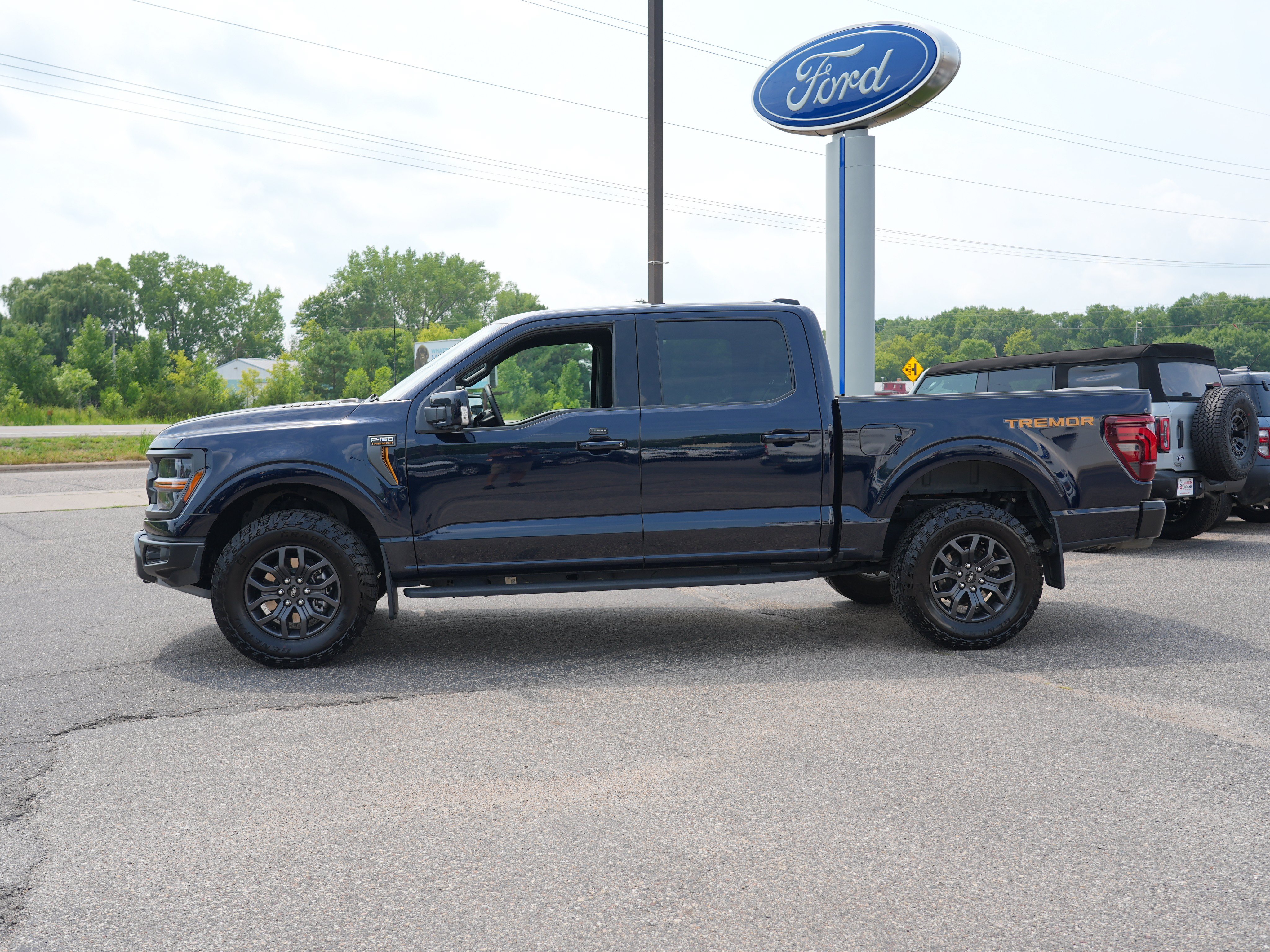 Used 2025 Ford F150 Tremor w/ Equipment Group 402A High AWD/4WD image 7