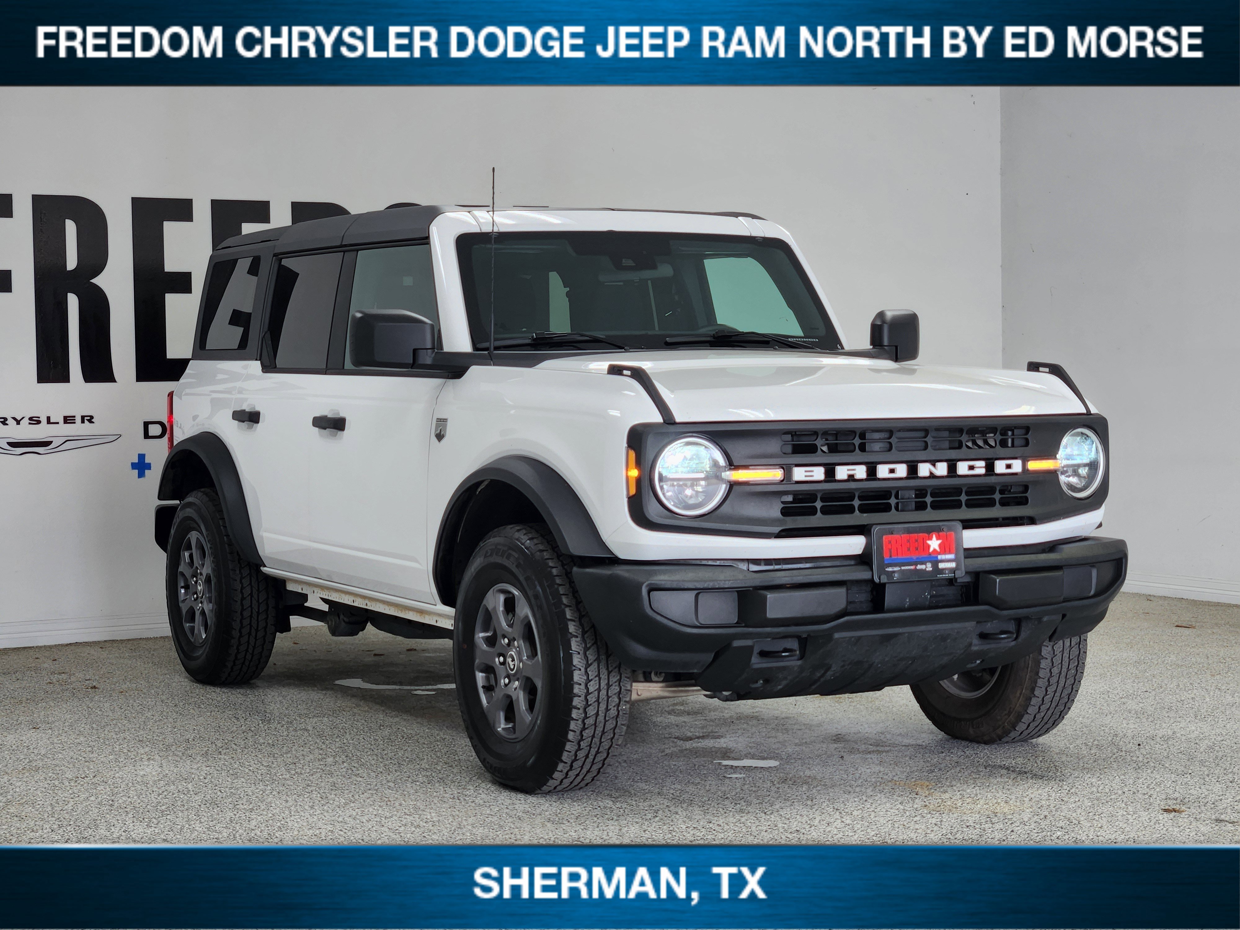 Used 2025 Ford Bronco Big Bend AWD/4WD image 2