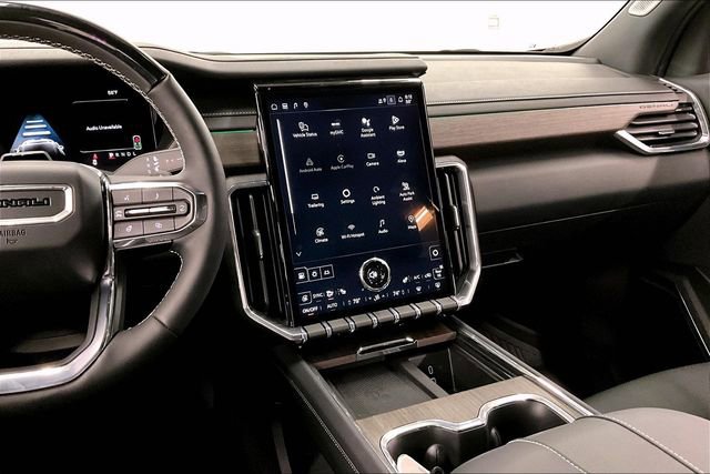 Used 2025 GMC Acadia Denali w/ Super Cruise Package image 7