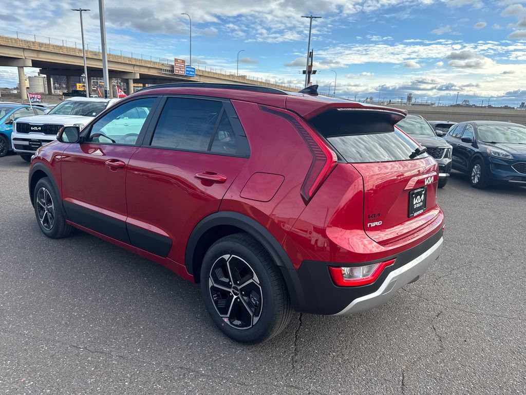 New 2026 Kia Niro LX image 3