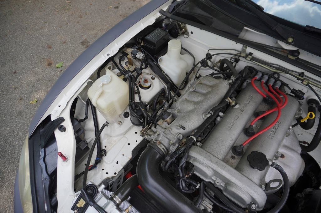 Used 1999 MAZDA MX-5 Miata RWD image 37