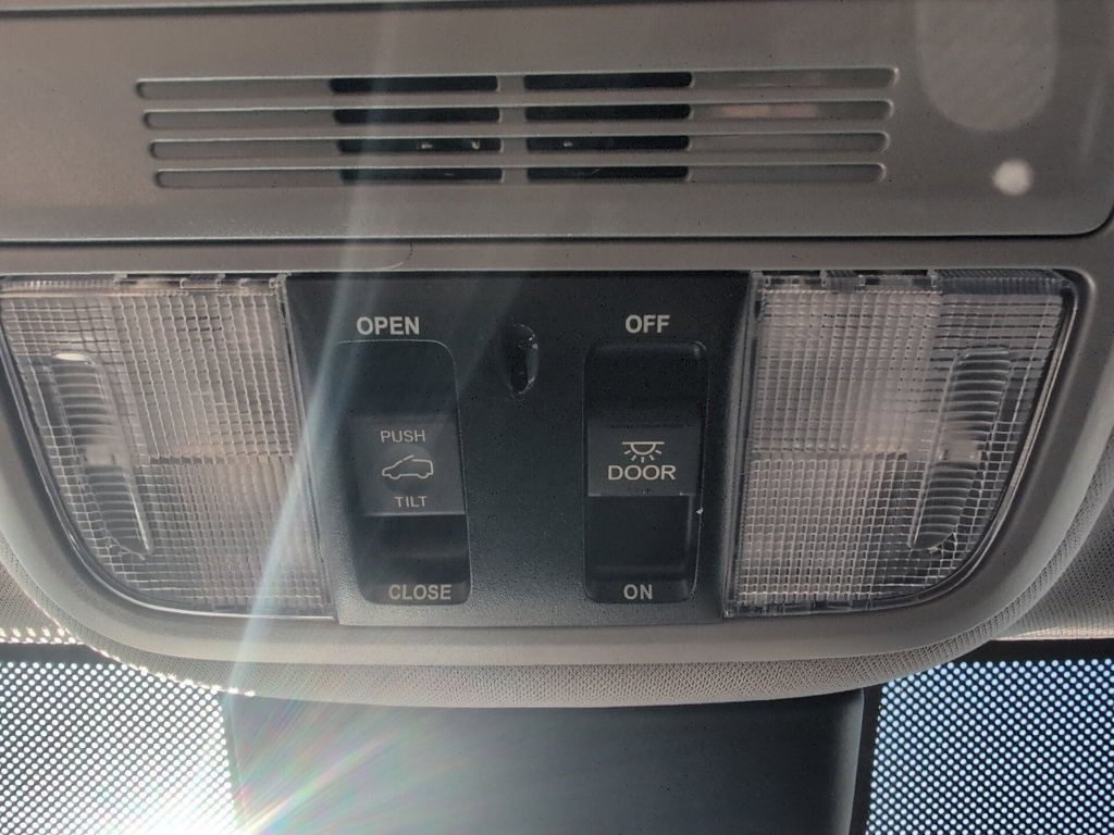 Used 2023 Honda Odyssey EX-L image 39