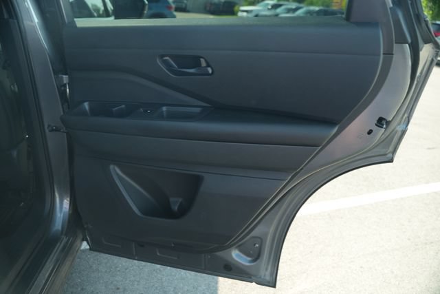 Used 2023 Nissan Pathfinder Rock Creek AWD/4WD image 23