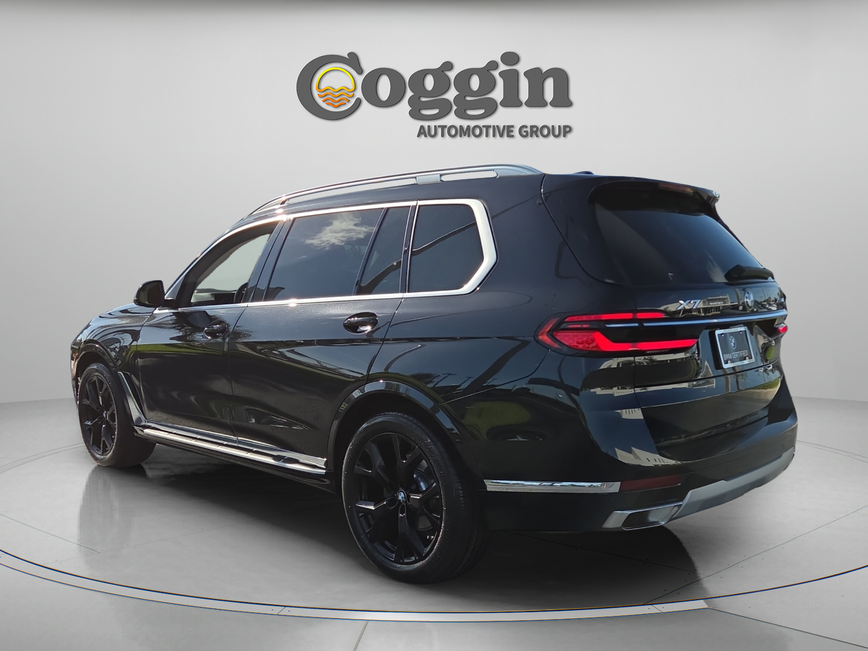 Certified 2024 BMW X7 xDrive40i AWD/4WD image 3