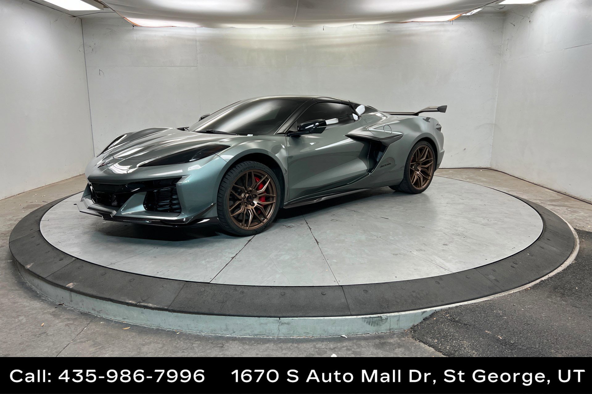 Used 2023 Chevrolet Corvette Z06 w/ Z07 Performance Package