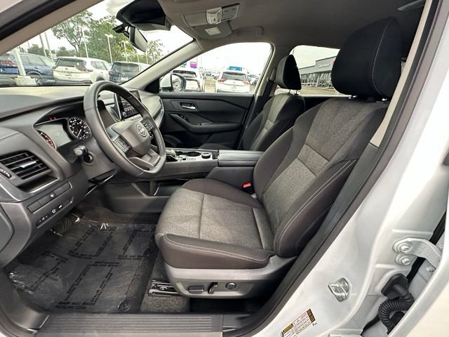 Certified 2025 Nissan Rogue SV AWD/4WD image 22