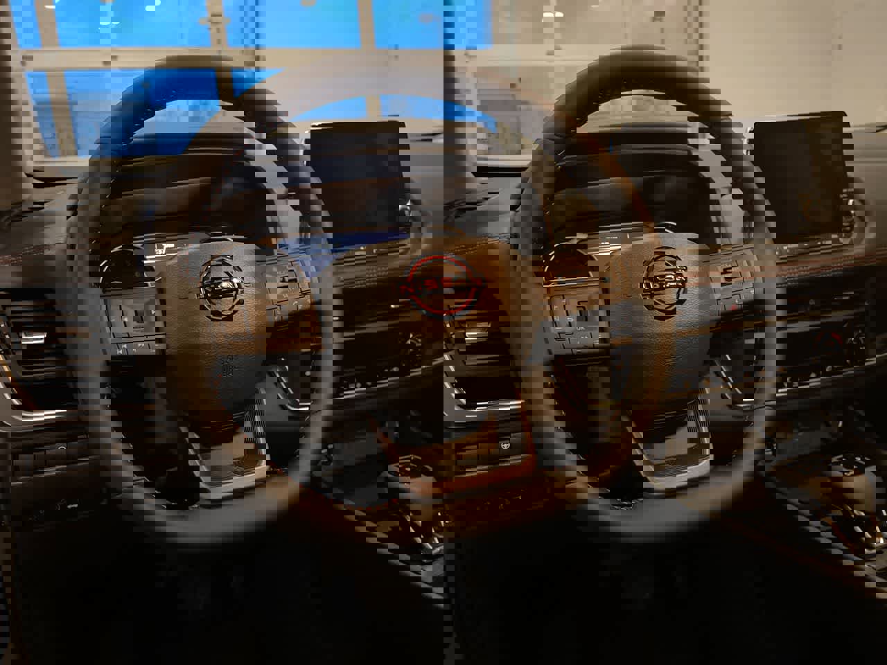 Used 2026 Nissan Rogue SV image 14