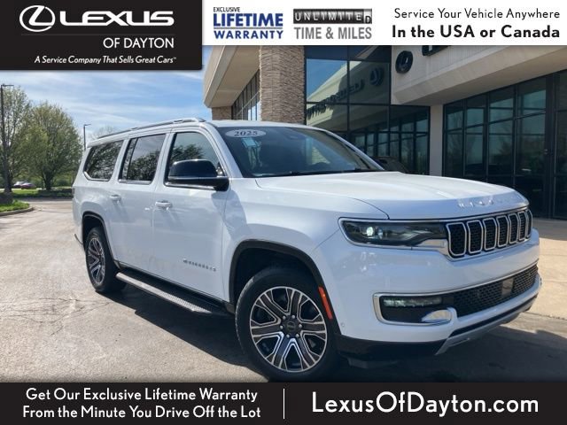 Used 2025 Jeep Wagoneer L Series II AWD/4WD image 1