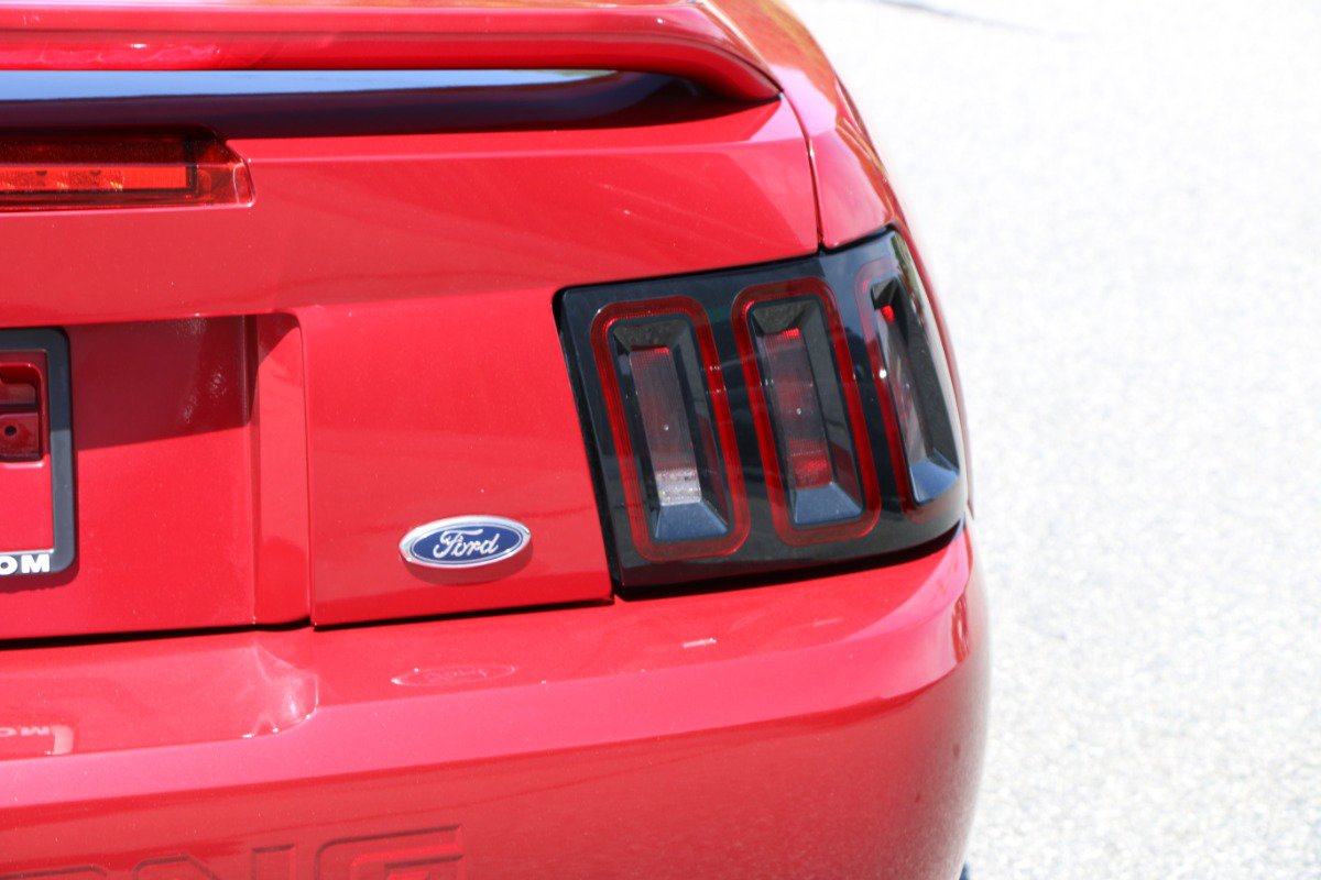 Used 2000 Ford Mustang GT RWD image 6
