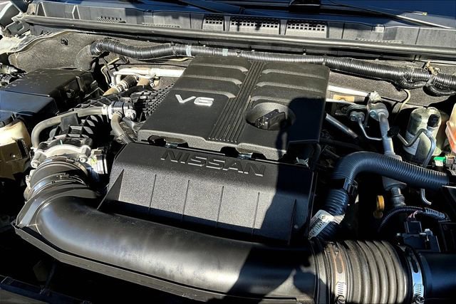 Used 2022 Nissan Frontier PRO-4X AWD/4WD image 31