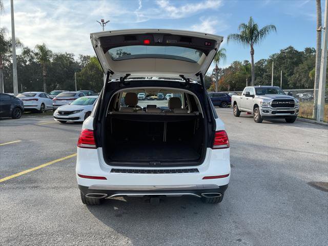 Used 2019 Mercedes-Benz GLE 400 4MATIC image 7