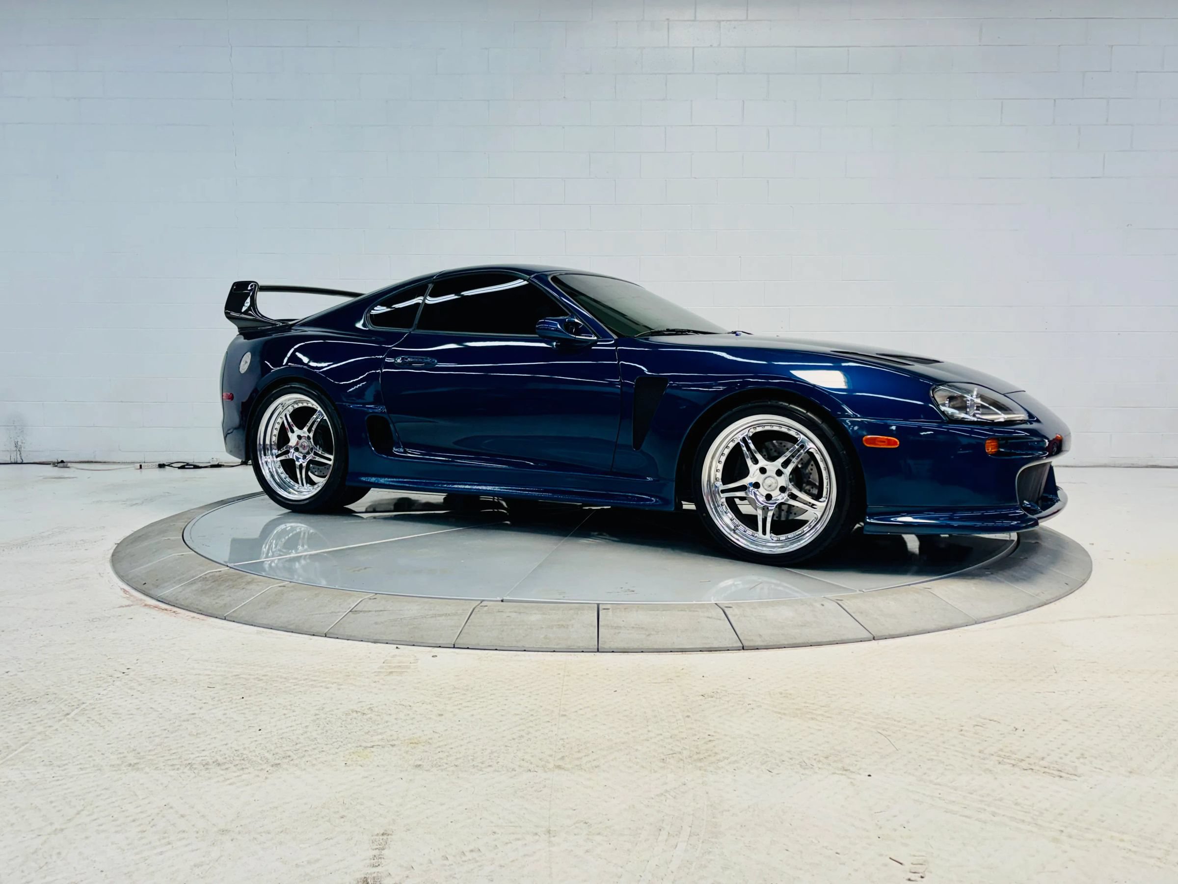 Used 1994 Toyota Supra Turbo RWD image 9