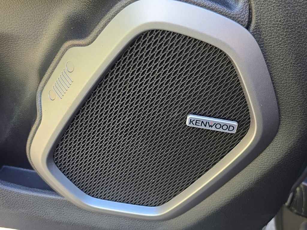 Used 2021 Jeep Renegade Latitude w/ Sun & Sound Group AWD/4WD image 16