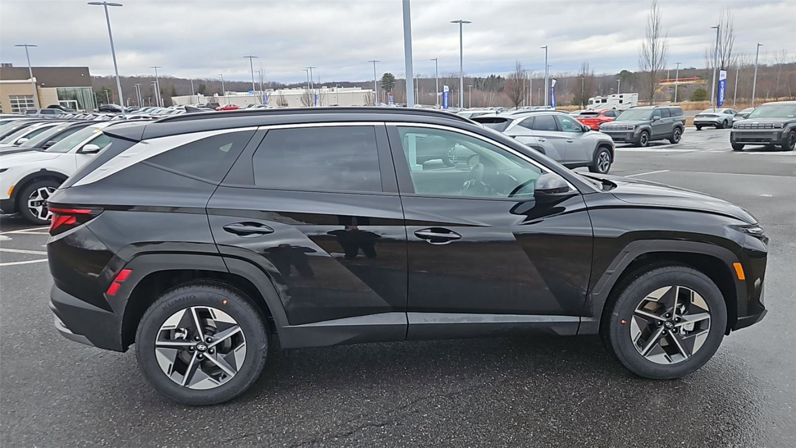 New 2026 Hyundai Tucson SEL image 8