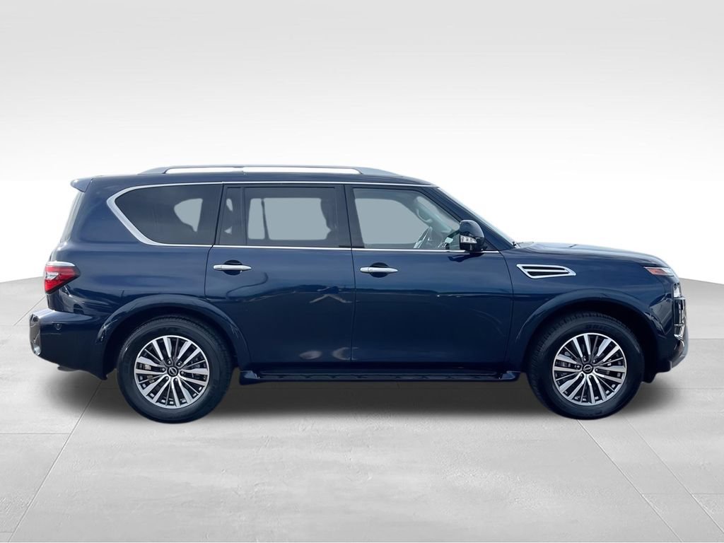 Used 2024 Nissan Armada SL w/ Captain's Chairs Package AWD/4WD image 9