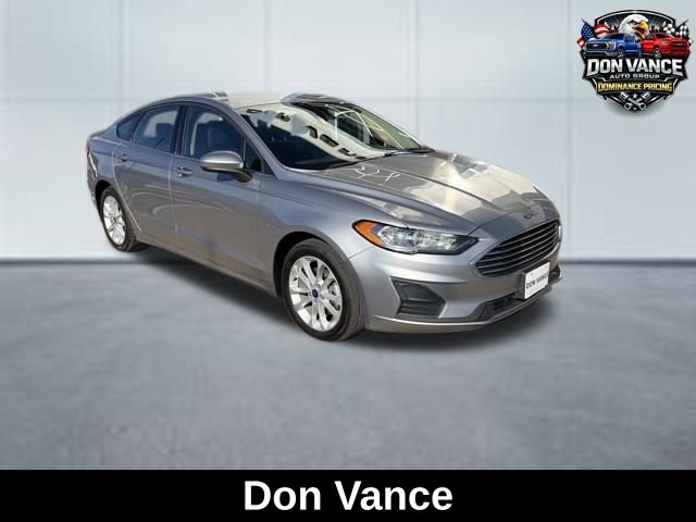 Used 2020 Ford Fusion SE image 7