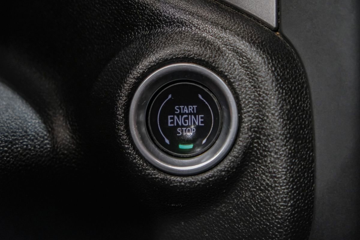 Used 2024 Chevrolet Silverado 2500 Custom w/ Custom Value Package AWD/4WD image 21