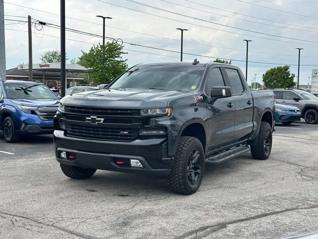 Used 2020 Chevrolet Silverado 1500 LT Trail Boss AWD/4WD image 3