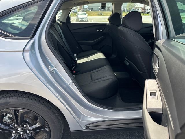 Used 2025 Honda Accord SE image 23