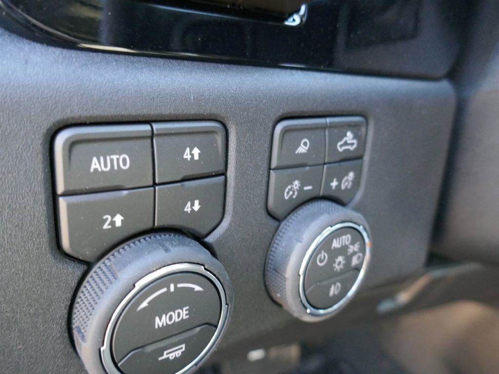New 2026 Chevrolet Silverado 2500 LTZ w/ LTZ Plus Package AWD/4WD image 20