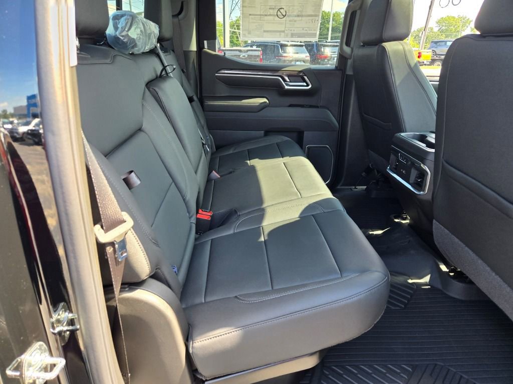 New 2026 Chevrolet Silverado 1500 LTZ w/ LTZ Premium Package image 8