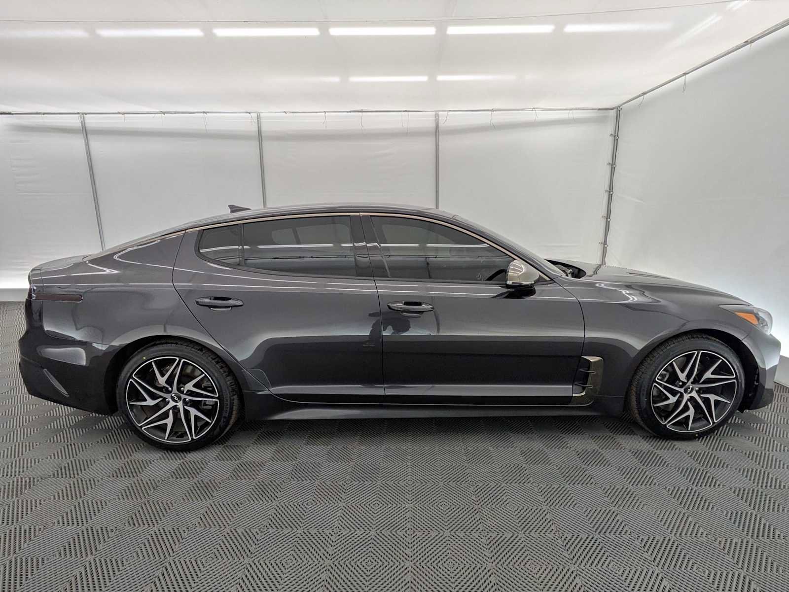 Used 2022 Kia Stinger GT-Line image 7