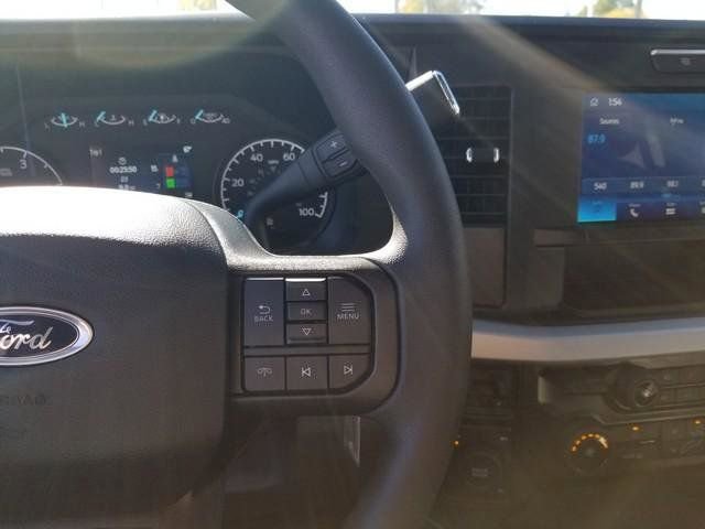 New 2026 Ford F450 XLT image 27