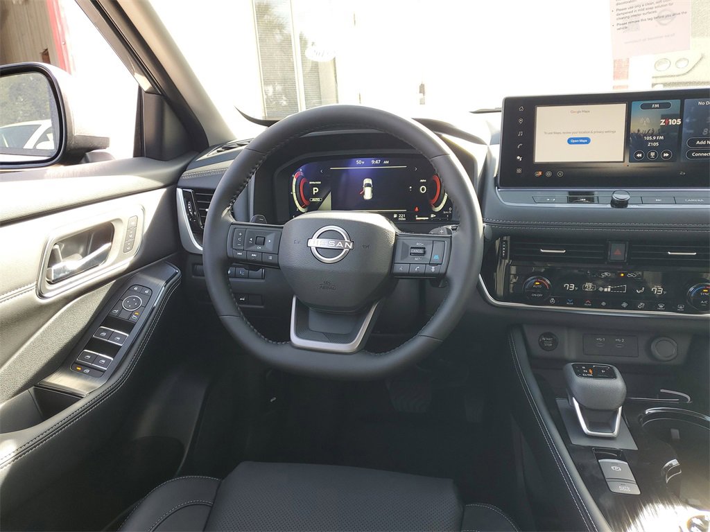 New 2026 Nissan Rogue Platinum image 8