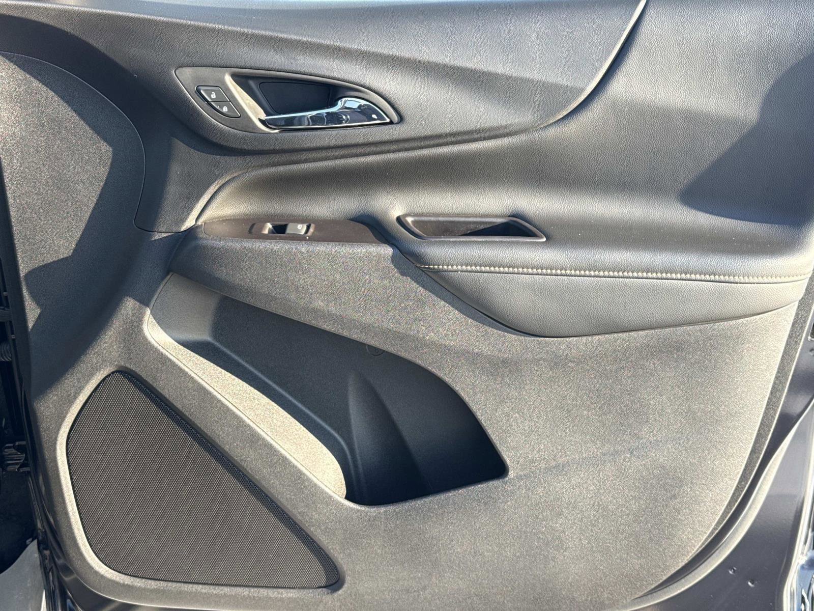 Used 2020 Chevrolet Equinox Premier image 18