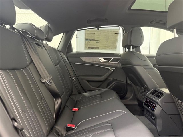 New 2025 Audi A6 3.0T Prestige image 4