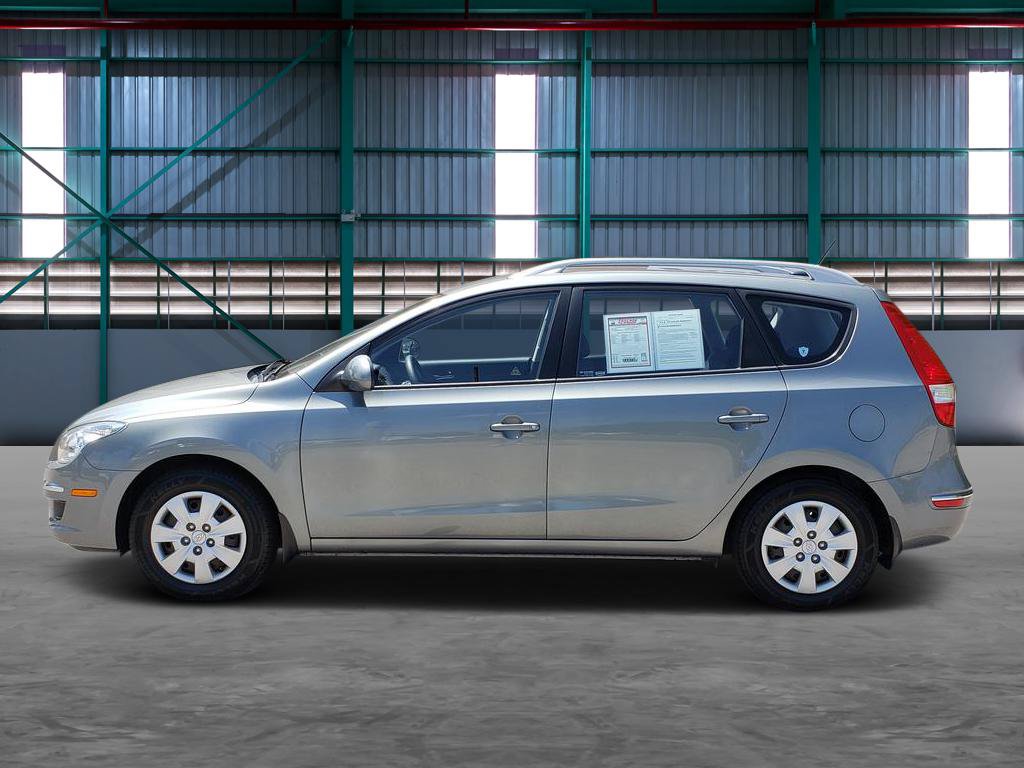 Used 2011 Hyundai Elantra w/ Popular Equipment Pkg 2 FWD image 2