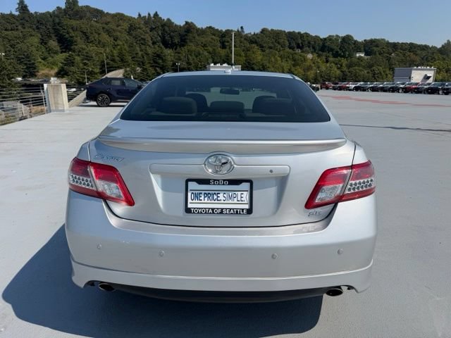 Used 2011 Toyota Camry SE FWD image 7