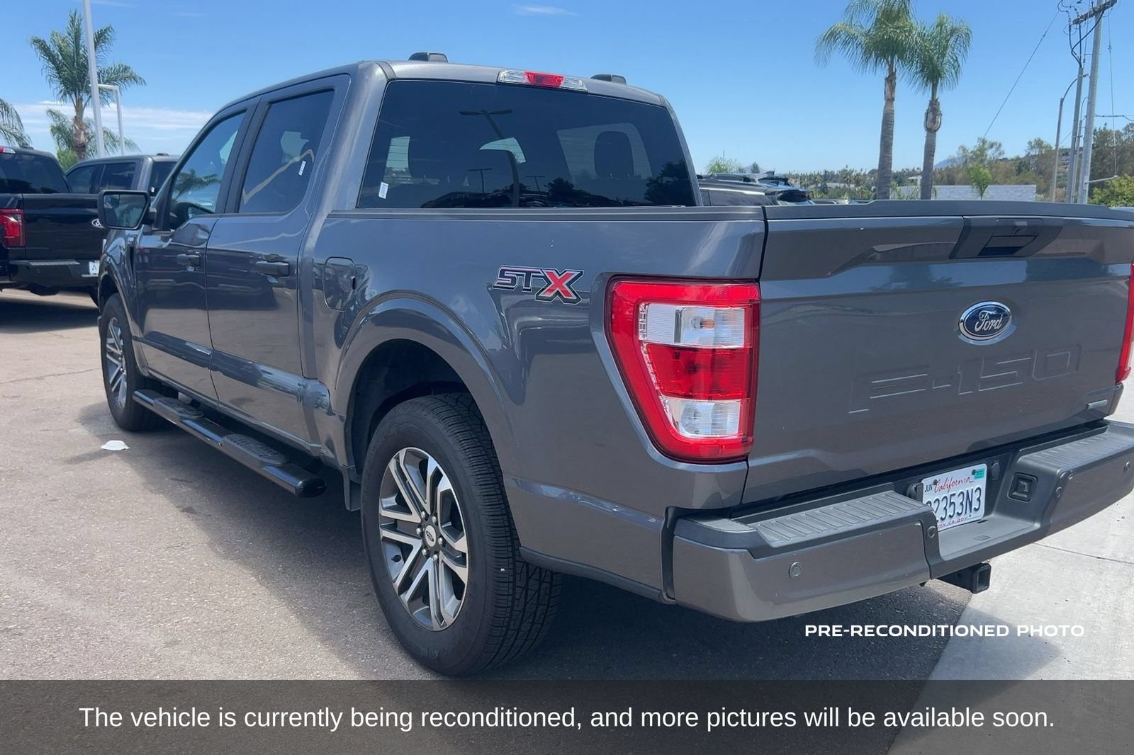 Used 2022 Ford F150 XL w/ STX Appearance Package RWD image 8